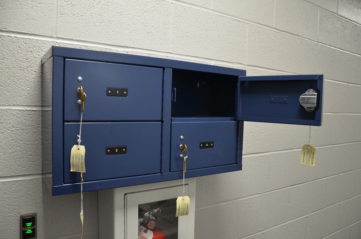 Weapons storage system